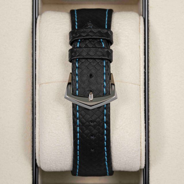 Patek Philippe Calatrava 6007G-011 Image 5